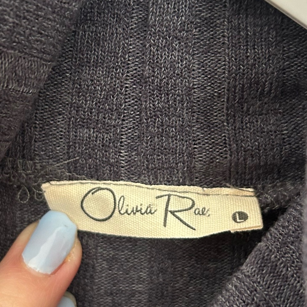 Olivia Rae sweater - Picture 5 of 6